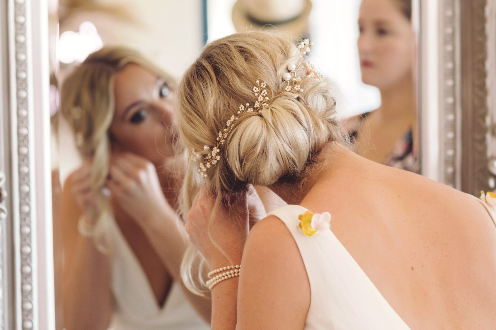 Bride getting ready for her Cancun wedding.